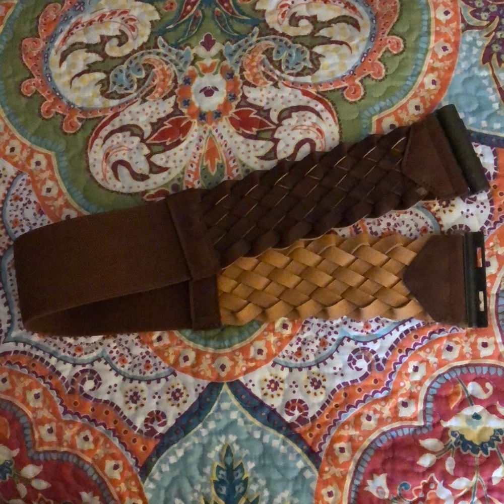 Brown Leather Stretchy Belt